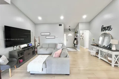 13550 SW 286 st, Homestead FL 33033