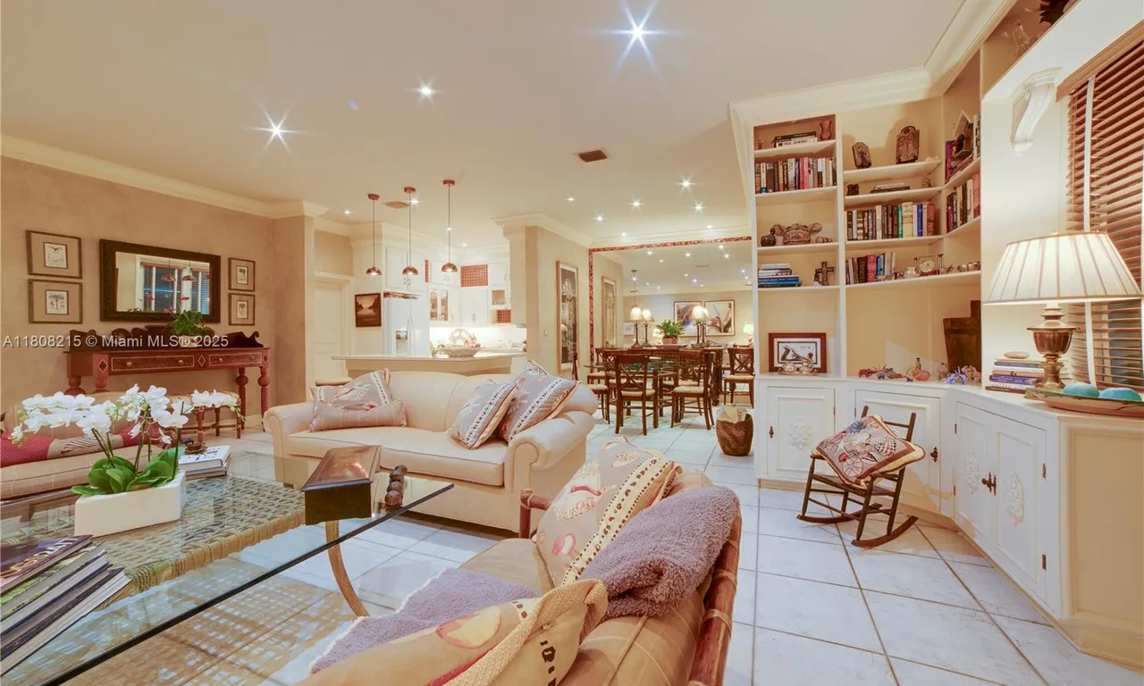 602 Malaga Ave # B, Coral Gables FL 33134