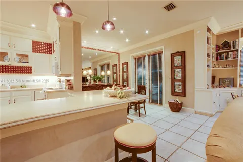 602 Malaga Ave # B, Coral Gables FL 33134