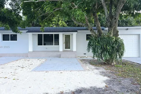 2530 NW 111th ST, Miami FL 33167