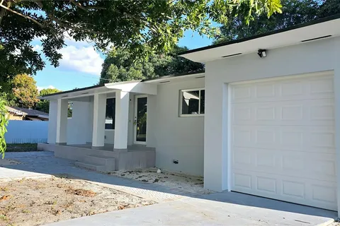 2530 NW 111th ST, Miami FL 33167
