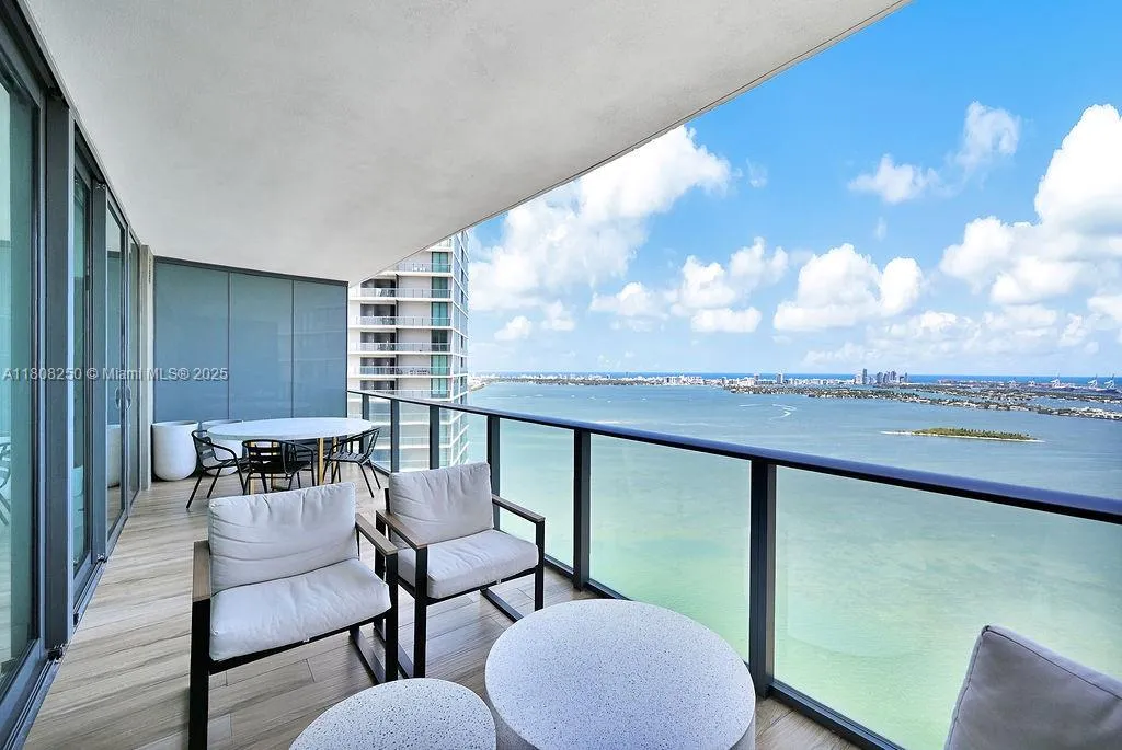 650 NE 32nd St # 4705, Miami FL 33137