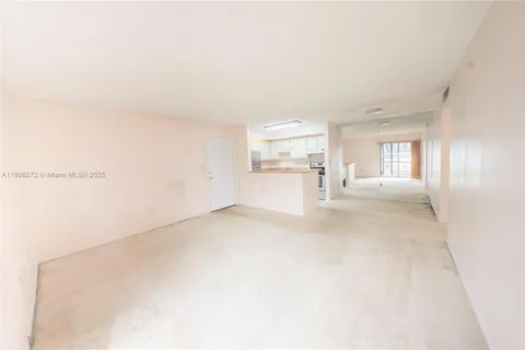 18785 NW 62nd Ave # 106, Hialeah FL 33015