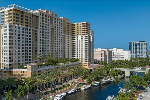 511 SE 5th Ave # 2322, Fort Lauderdale FL 33301