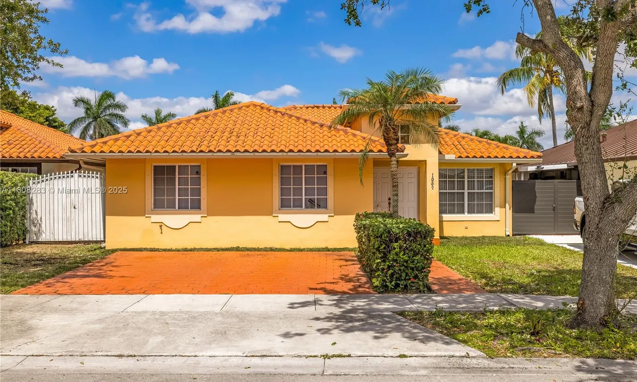 1062 NW 134th Pl, Miami FL 33182