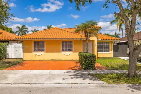 1062 NW 134th Pl, Miami FL 33182