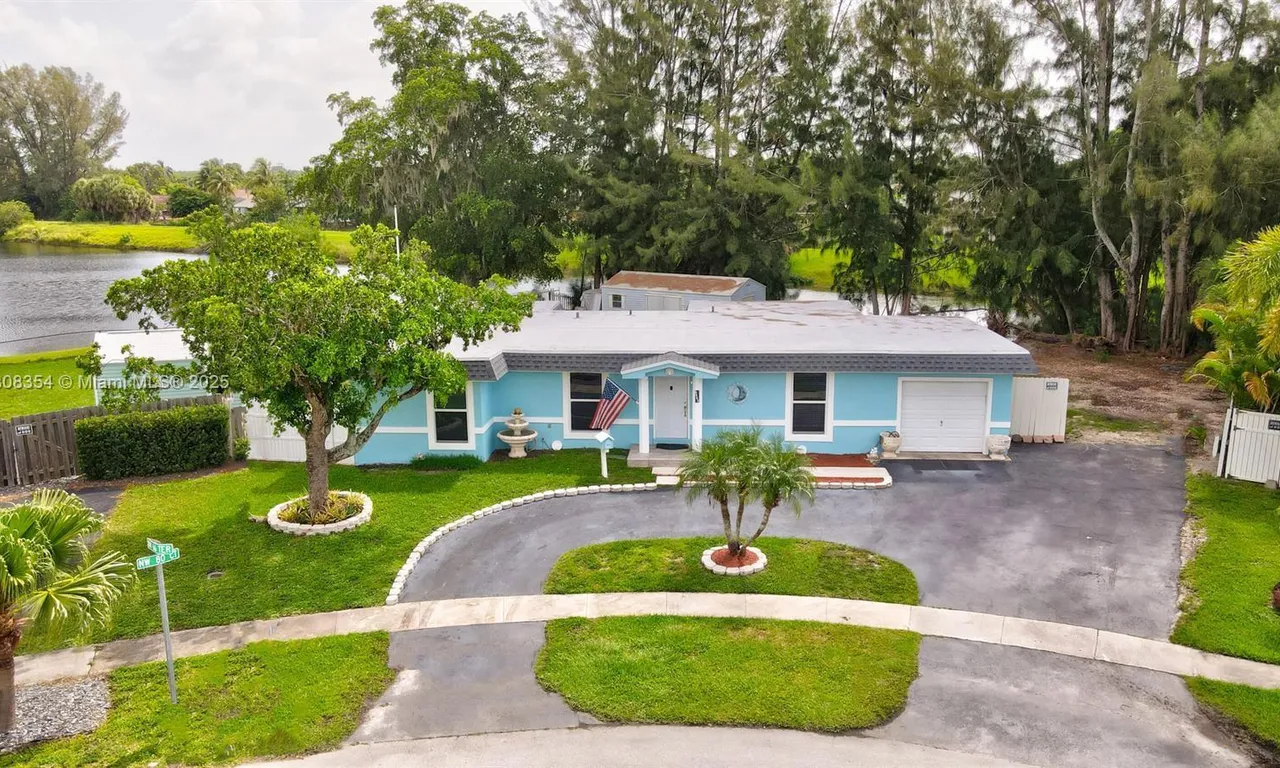 6605 NW 80th Ct # 0, Tamarac FL 33321
