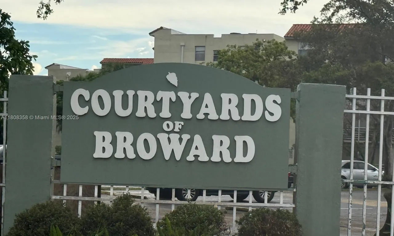 1800 SW 81st Ave # 1411, North Lauderdale FL 33068