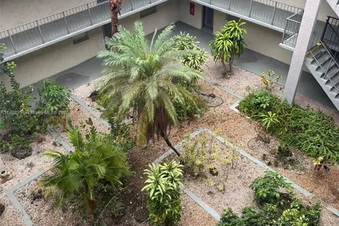 1800 SW 81st Ave # 1411, North Lauderdale FL 33068