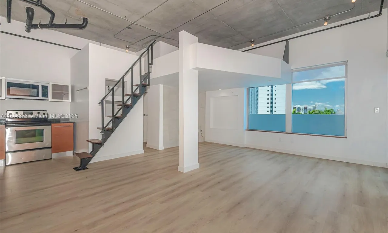 10 SW South River Dr # 607, Miami FL 33130
