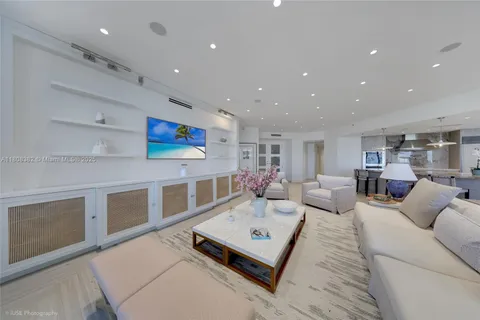 10225 Collins Ave # 604, Bal Harbour FL 33154