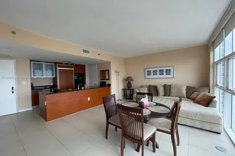 1830 S Ocean Dr # 1807, Hallandale Beach FL 33009