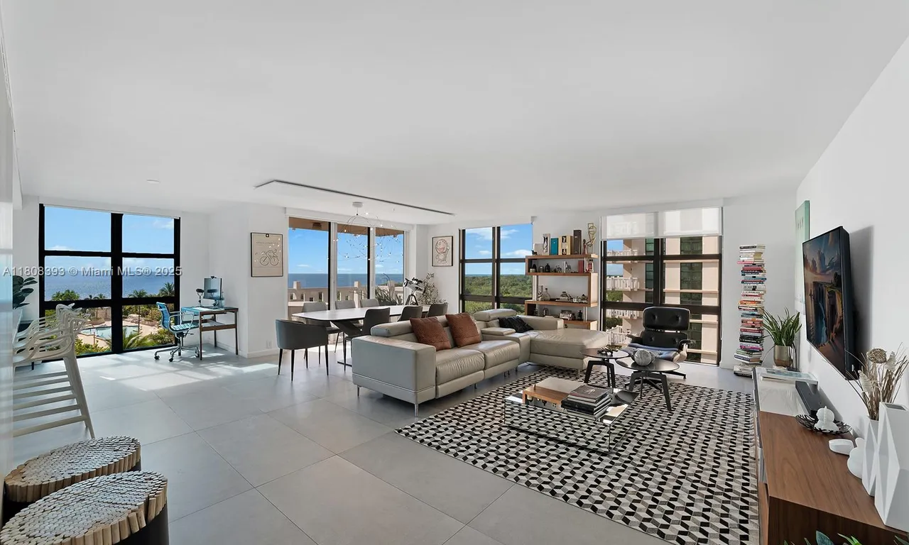 1121 Crandon Blvd # F702, Key Biscayne FL 33149