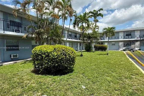 519 SW 27th Ave # 101, Fort Lauderdale FL 33312