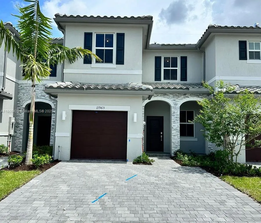 11965 NW 47th Mnr, Coral Springs FL 33076