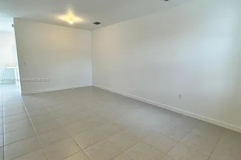 11965 NW 47th Mnr, Coral Springs FL 33076