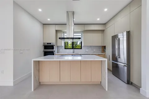 3578 NE 9TH PL, Cape Coral FL 33909