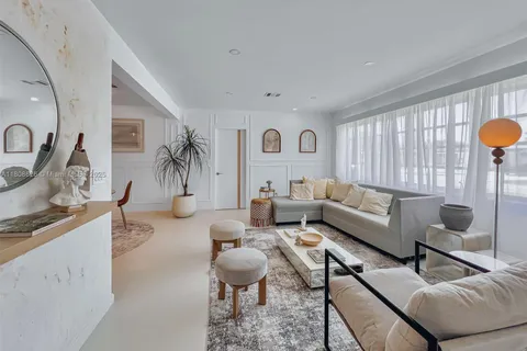 50 NE 124th Ter, North Miami FL 33161