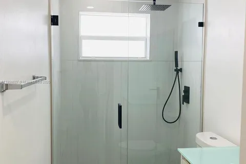 2820 NW 14th Ct, Fort Lauderdale FL 33311