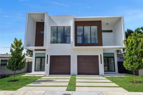 2839 SW 25 st, Miami FL 33133