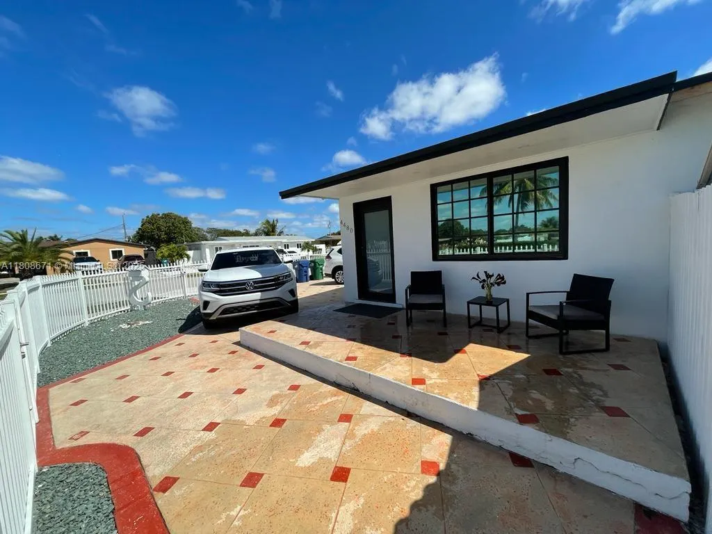 4480 NW 170th St # 4480, Miami Gardens FL 33055