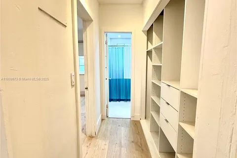 330 74th St # 8, Miami Beach FL 33141