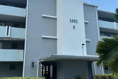 1601 NE 191 ST # B406, Miami FL 33179