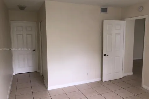 11213 Royal Palm Blvd, Coral Springs FL 33065