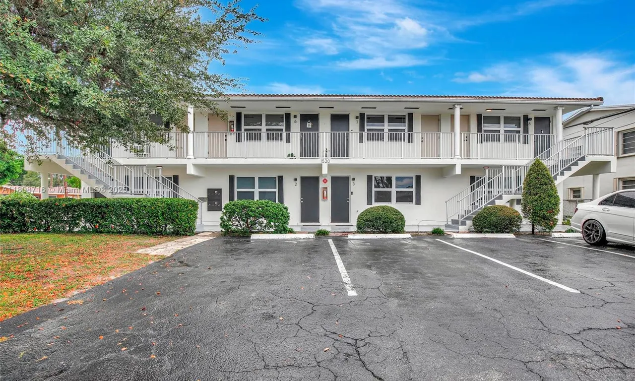 1520 NE 56TH ST # 2, Fort Lauderdale FL 33334