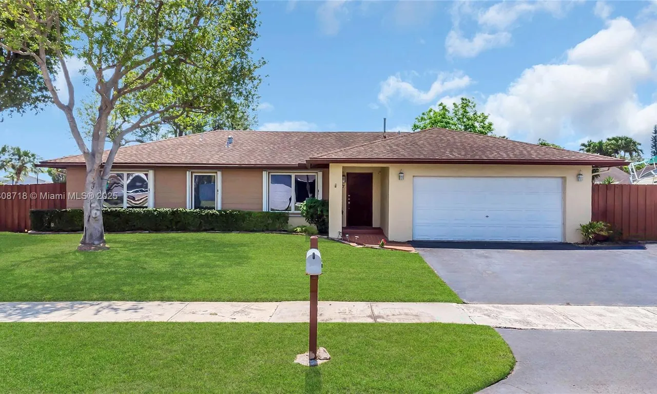 13227 SW 85th Ter, Miami FL 33183