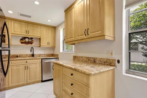 481 Durham Q # 481, Deerfield Beach FL 33442