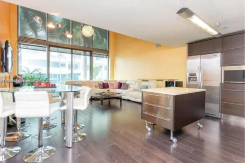 6000 Collins Ave # 146, Miami Beach FL 33140