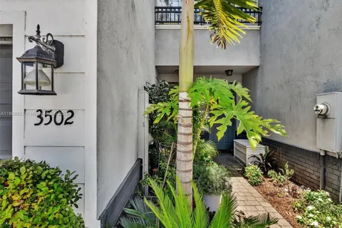 3502 NW 13th St, Lauderhill FL 33311