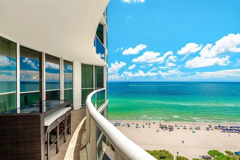 17201 Collins Ave # 1603, Sunny Isles Beach FL 33160