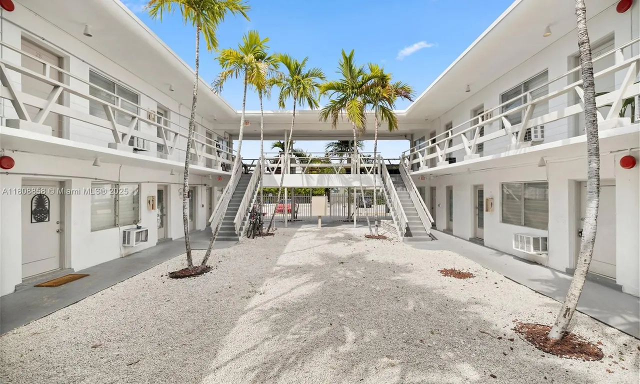 7311 Gary Ave # 5, Miami Beach FL 33141