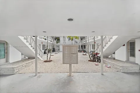 7311 Gary Ave # 5, Miami Beach FL 33141