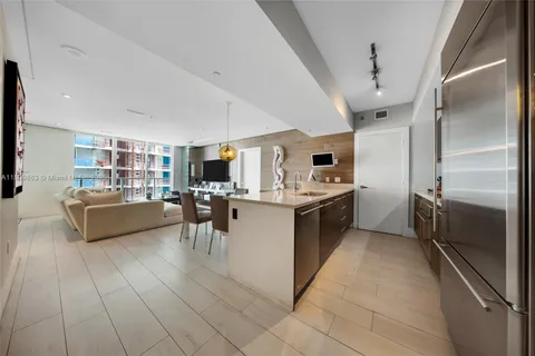55 SE 6th St # 2803, Miami FL 33131