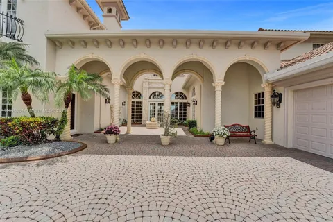 3308 Islewood Ave, Weston FL 33332
