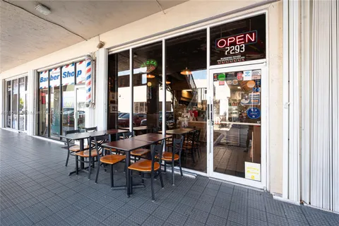 7293 NW 36st, Miami FL 33166