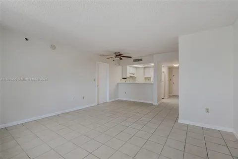 540 BRICKELL KEY DR # 718, Miami FL 33131