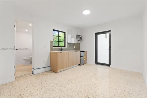 2442 SW 3rd St # 4, Miami FL 33135