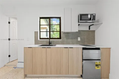 2442 SW 3rd St # 4, Miami FL 33135