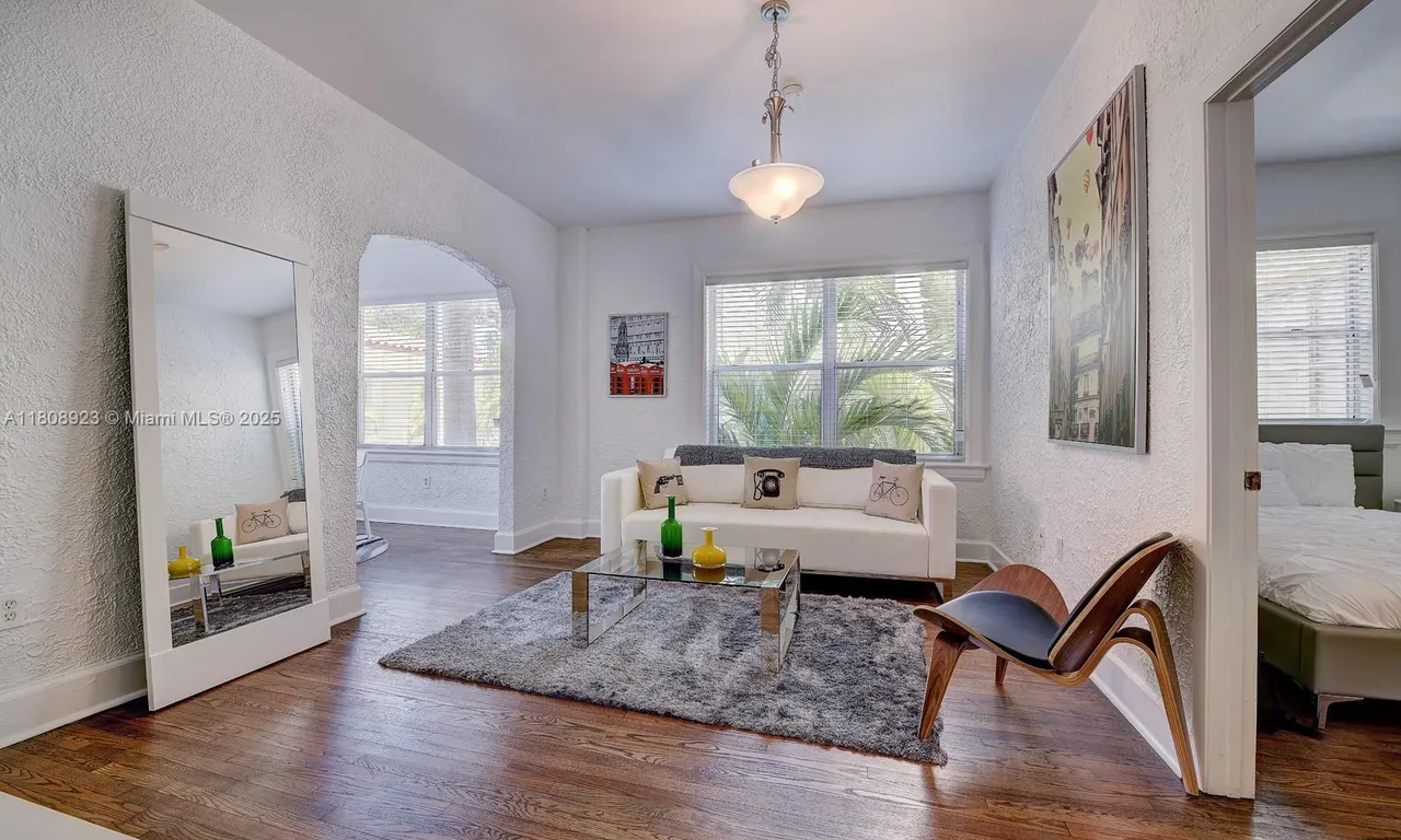 900 16th St # 204, Miami Beach FL 33139