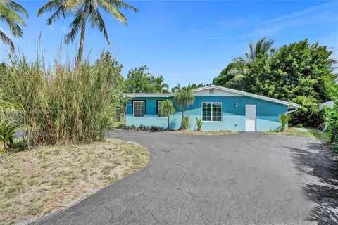 1124 NW 16th St, Fort Lauderdale FL 33311