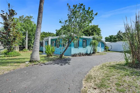 1124 NW 16th St, Fort Lauderdale FL 33311