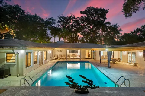 5465 Banyan Trl, Coral Gables FL 33156