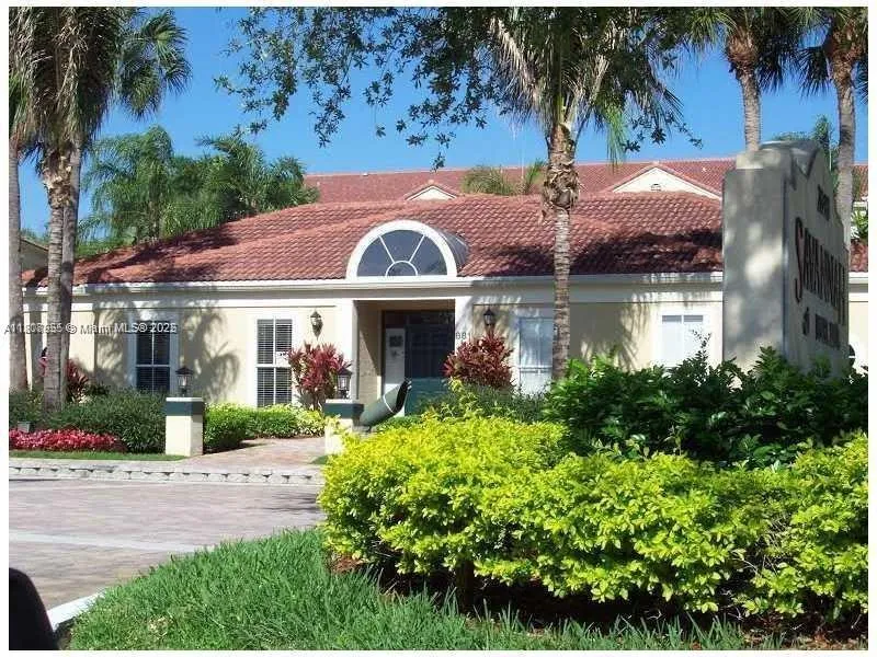 949 Riverside Dr # 420, Coral Springs FL 33071