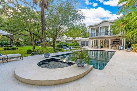 7360 SW 164th St, Palmetto Bay FL 33157