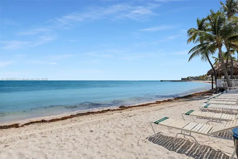 601 W Ocean Dr Dr # 411C, Key Colony FL 33051