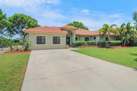 17375 SW 282nd St, Homestead FL 33030